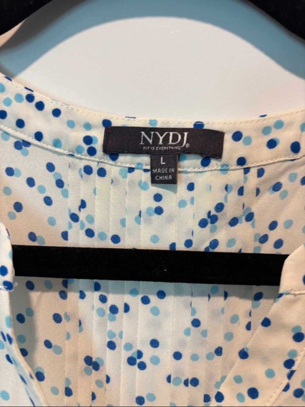 NYDJ White Sleeveless V-Neck Blouse with Blue Dot Print - Picture 2 of 3